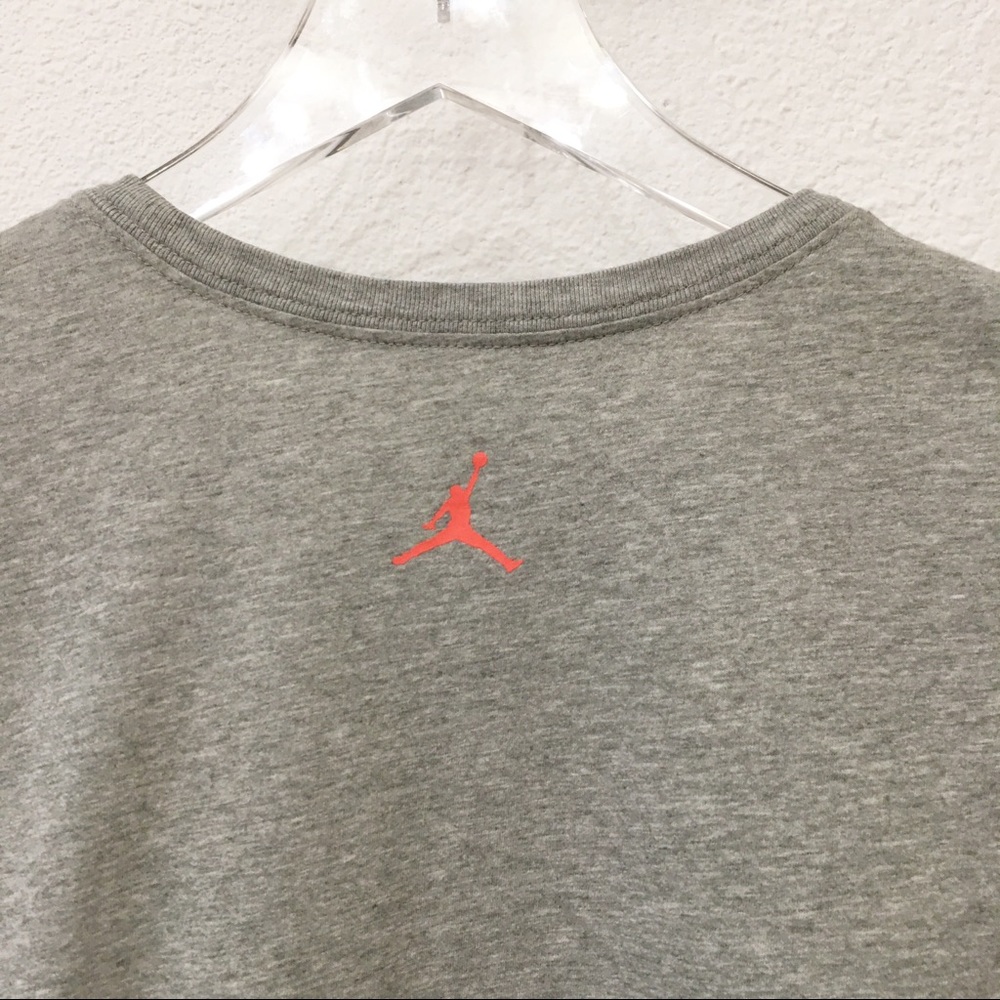 Nike Jordan Graphic Tee - Picture 6 of 6